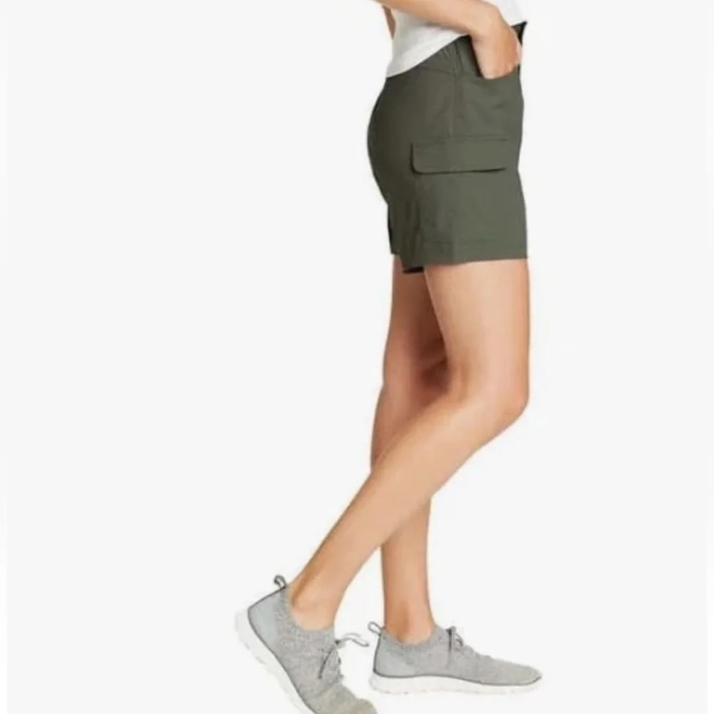 NWT Eddie Bauer Ladies UPF‎ 50+ Sun Protection Summer Trail Short green